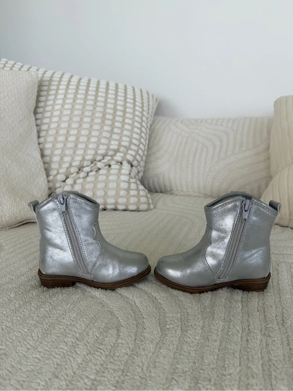 Metallic Silver Kids' Western Booties- size 5- Preloved